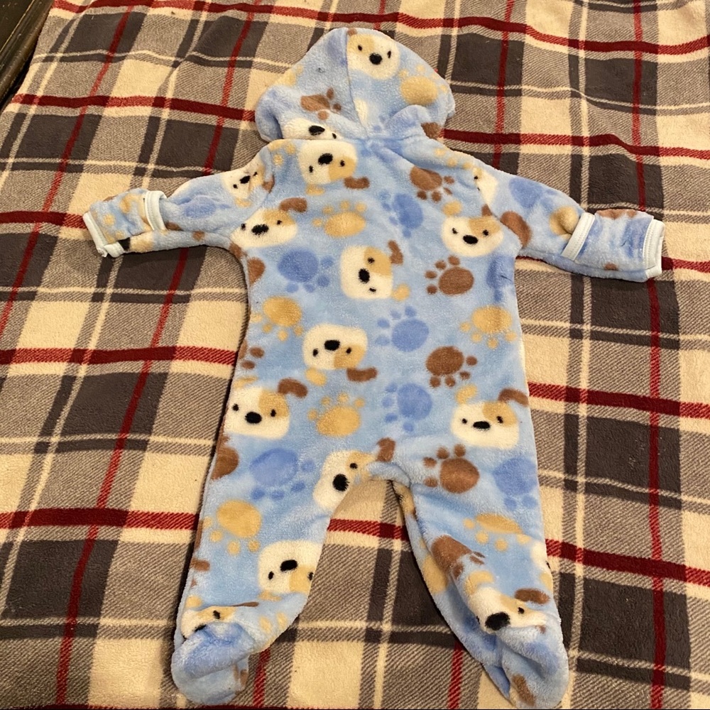 Baby Gear Doggie Footies - Picture 2 of 3